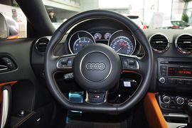 2011款奥迪TTS
