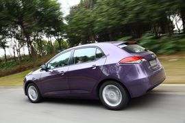 2012款上海汽车MG5