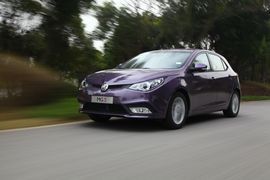 2012款上海汽车MG5