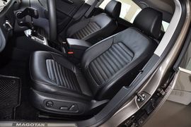 2012款大众全新迈腾2.0TSI