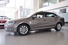 2012款大众全新迈腾2.0TSI