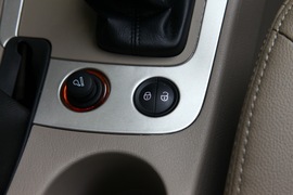 2012款吉利全球鹰GX7