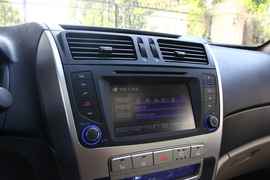 2012款吉利全球鹰GX7