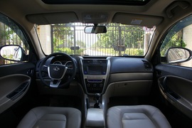 2012款吉利全球鹰GX7
