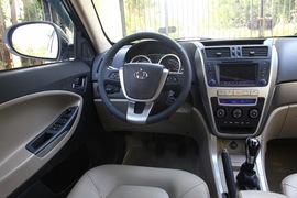 2012款吉利全球鹰GX7