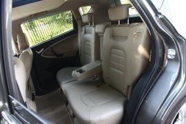 2012款吉利全球鹰GX7