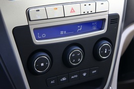 2012款吉利全球鹰GX7