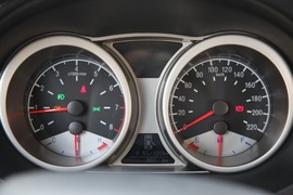 2012款吉利全球鹰GX7