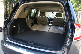 2012款吉利全球鹰GX7