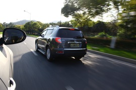 2012款吉利全球鹰GX7