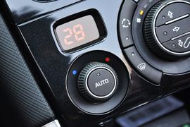2012款标致308CC