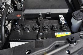 2012款一汽丰田兰德酷路泽4.6L