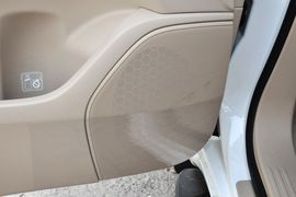 2012款一汽丰田兰德酷路泽4.6L