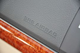 2012款一汽丰田兰德酷路泽4.6L