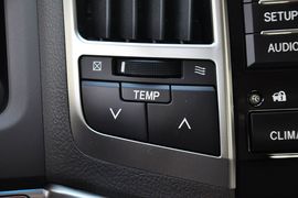2012款一汽丰田兰德酷路泽4.6L