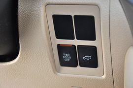 2012款一汽丰田兰德酷路泽4.6L