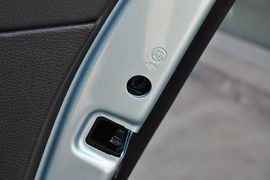 2012款一汽大众高尔夫1.4TSI蓝驱型