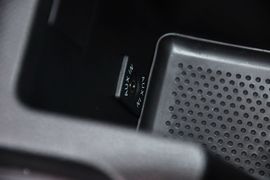 2012款一汽大众高尔夫1.4TSI蓝驱型