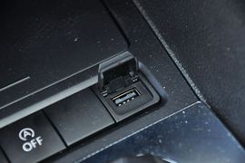 2012款一汽大众高尔夫1.4TSI蓝驱型