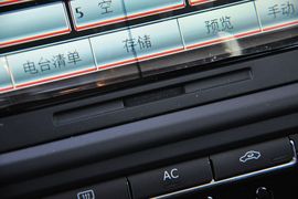 2012款一汽大众高尔夫1.4TSI蓝驱型