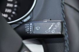 2012款一汽大众高尔夫1.4TSI蓝驱型