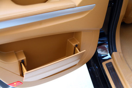 试驾2012款宝利格