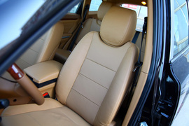 试驾2012款宝利格