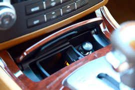 试驾2012款宝利格