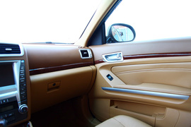 试驾2012款宝利格