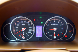 试驾2012款宝利格