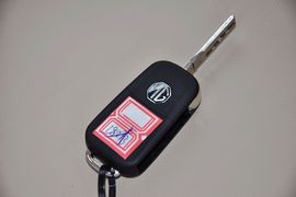 2012款MG5
