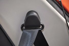 2012款雪佛兰乐驰1.0L手动优越型