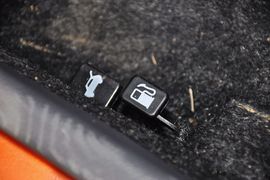 2012款雪佛兰乐驰1.0L手动优越型