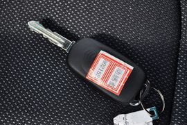 2012款雪佛兰乐驰1.2L手动时尚型