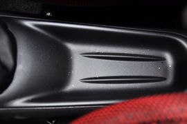 2012款雪佛兰乐驰1.2L手动时尚型