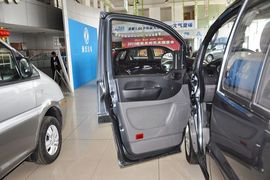 2012款风行菱智1.6L商用版标准型