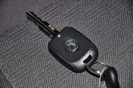 2012款风行菱智1.6L商用版标准型