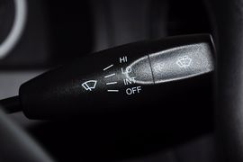 2012款风行菱智1.6L商用版标准型