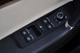 2012款一汽大众全新迈腾3.0FSI