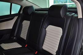 2012款一汽大众全新迈腾3.0FSI