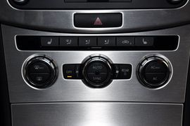 2012款一汽大众全新迈腾3.0FSI