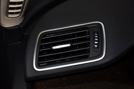 2012款一汽大众全新迈腾3.0FSI