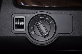 2012款一汽大众全新迈腾3.0FSI