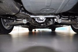 2012款华晨宝马520Li典雅型