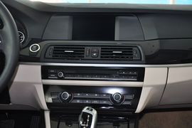 2012款华晨宝马520Li典雅型