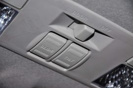 2012款福特嘉年华1.5L自动动感限量版