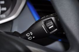 2012款福特嘉年华1.5L自动动感限量版