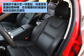 海外试驾沃尔沃V60