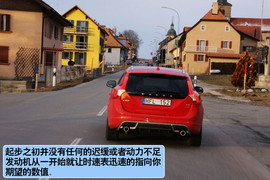 海外试驾沃尔沃V60