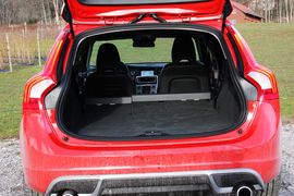 海外试驾沃尔沃V60